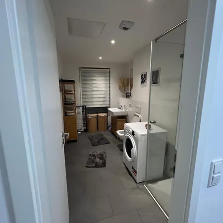 Luxus In An Berlin Direkt Am Flughafen Apartment