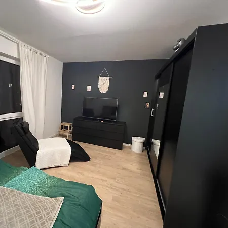 Apartment Luxus In An Berlin Direkt Am Flughafen